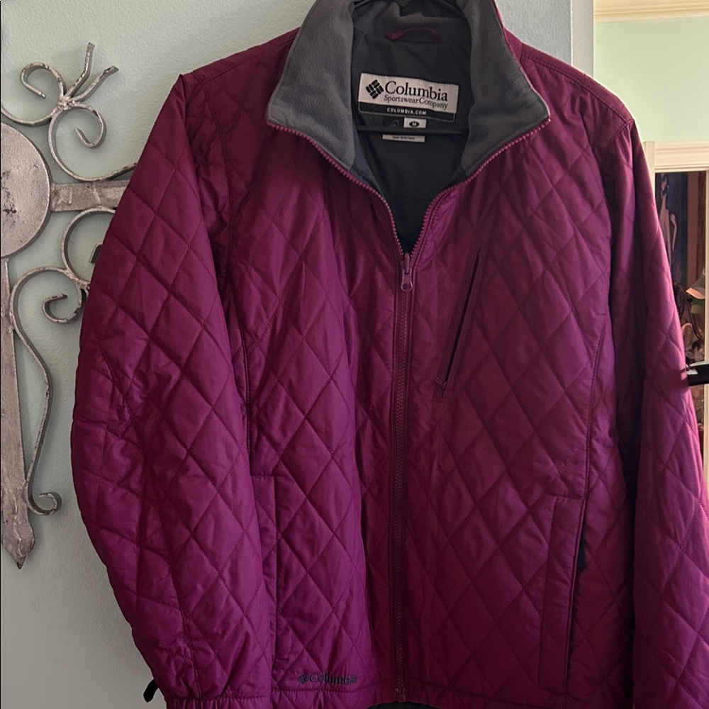 Columbia Quilted Jacket in Deep Magenta